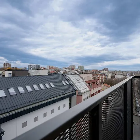 Apartamento Charming 1br With Balcony And View *
